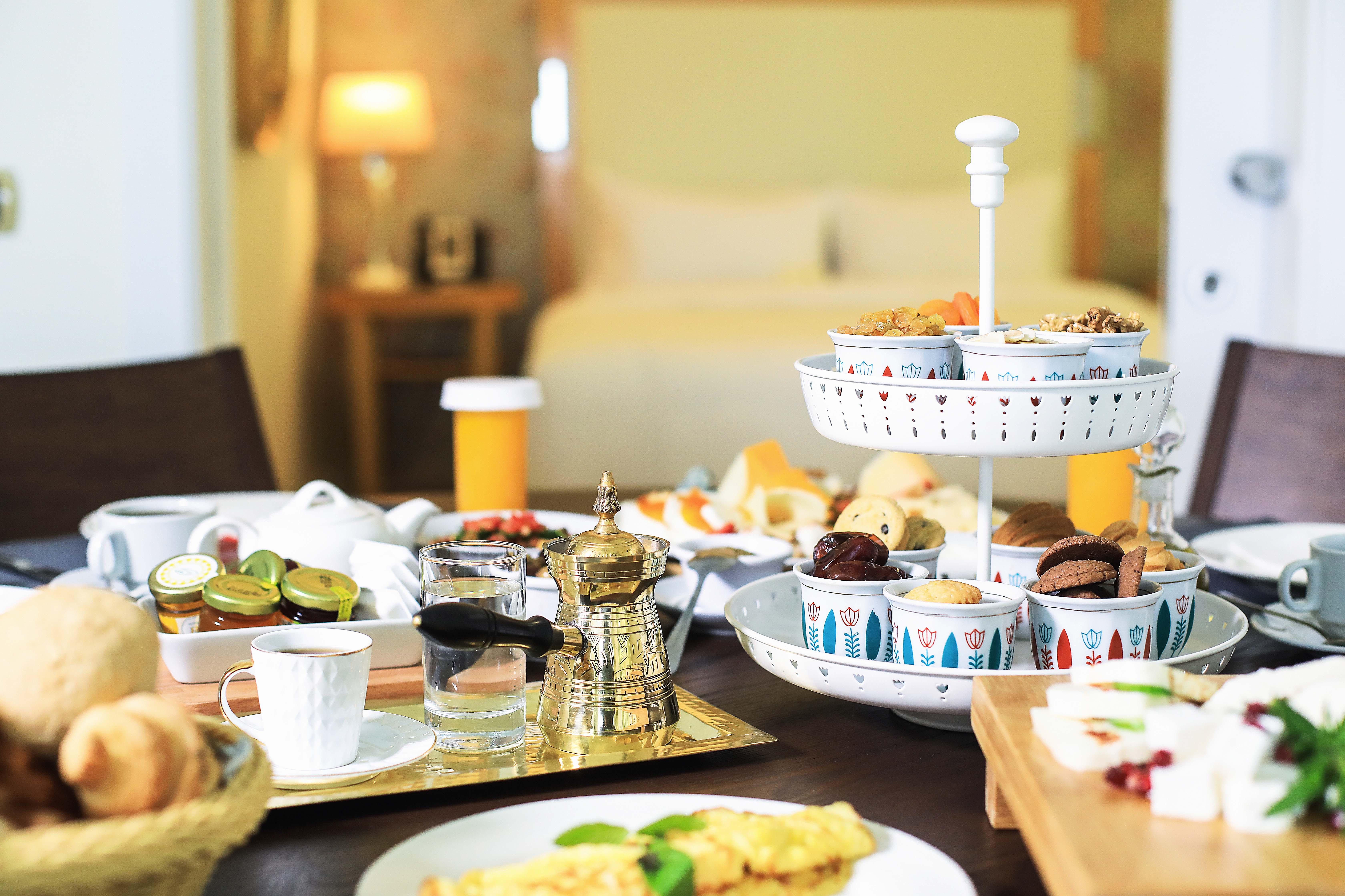 Riviera Hotel Beirut Esterno foto